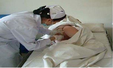 华体会体育hth官方网站_木地板被水泡了怎么办?(图3) hth官网入口