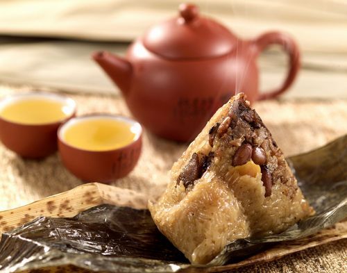 德甲-哈马补时染红+送点 拜仁1-2遭门兴绝杀2连败-华体会体育hth官方网站(图1) hth官网入口