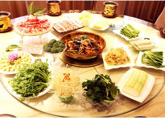 “hth官网入口”天津市建筑设计院领导陪同承德市党政代表团到天津中德应用技术大学交流座谈(图1) hth官网入口